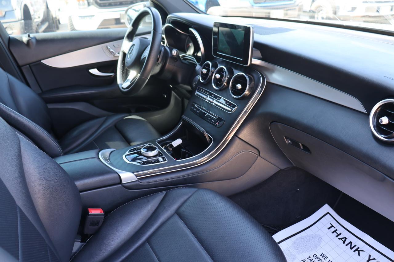 2019 MERCEDES-BENZ GLC 300 Houston TX