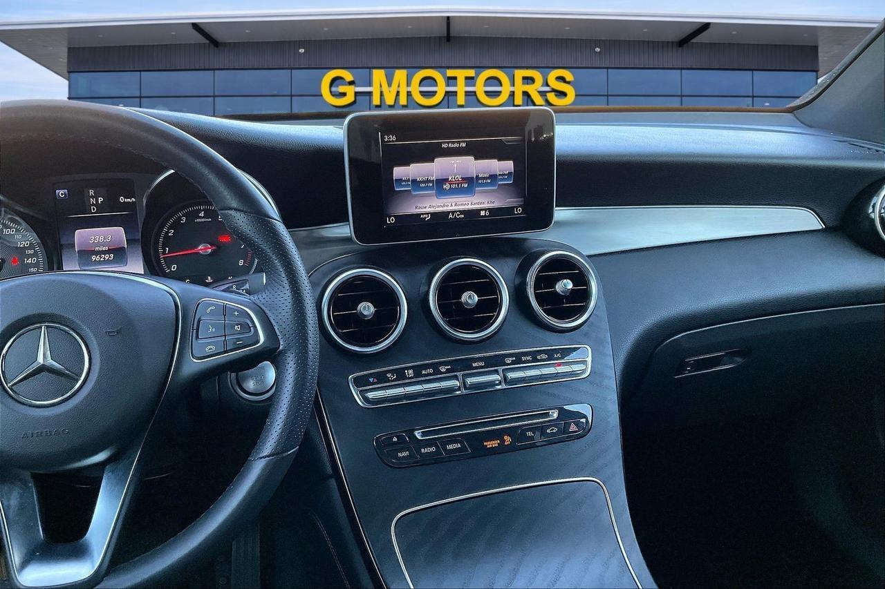 2019 MERCEDES-BENZ GLC 300 Houston TX