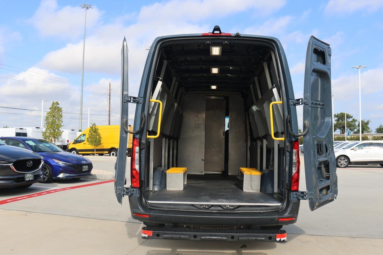2019 MERCEDES-BENZ SPRINTER 2500/3500 BLUE at G Motors