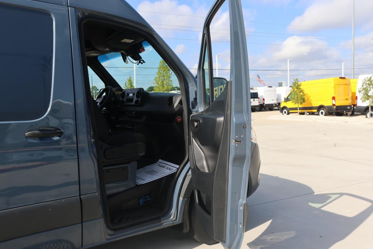 2019 MERCEDES-BENZ SPRINTER 2500/3500 BLUE at G Motors