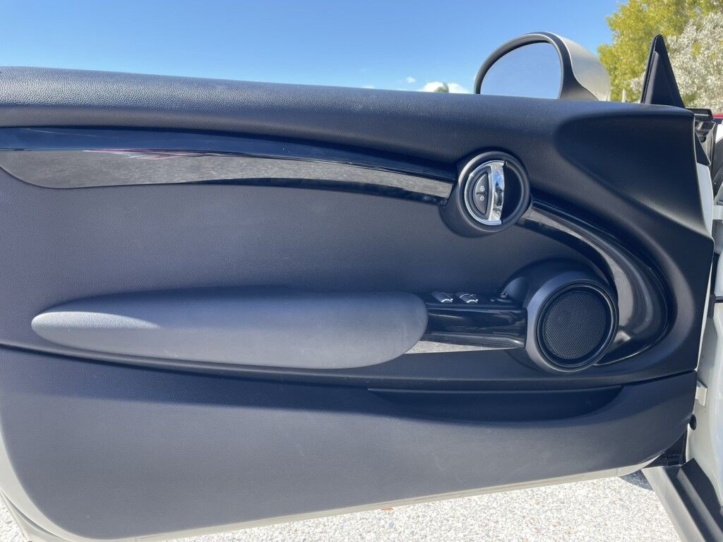 2019 MINI COOPER S S CONVERTIBLE~LOW MILES~GREAT COLORS~ONLINE FINANCE AND SHIPPING AVAILABLE!!! Sarasota FL