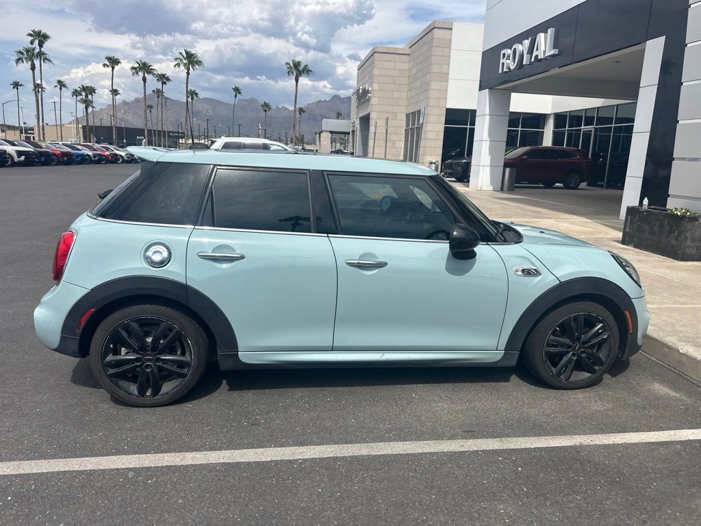 2019 MINI Cooper S