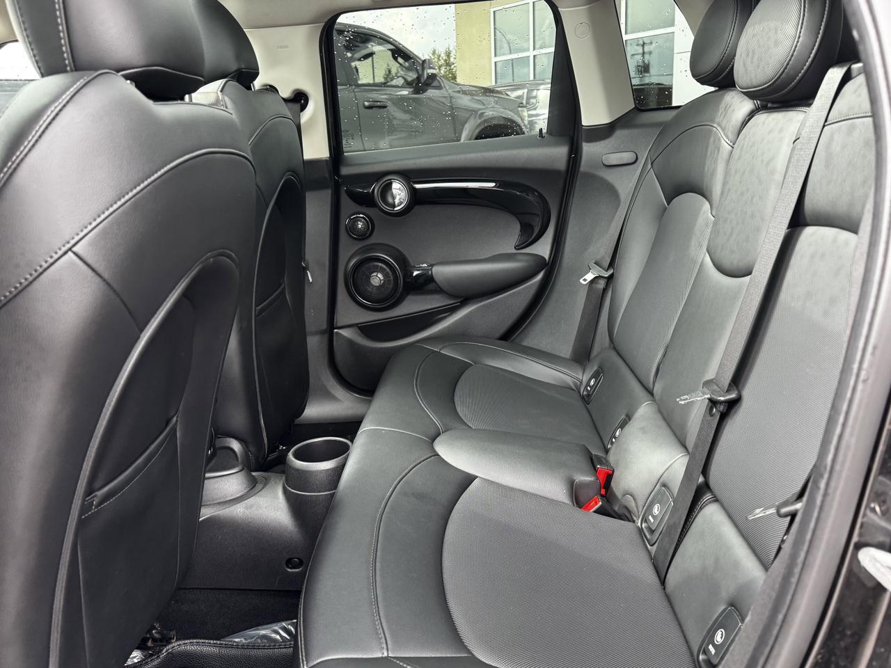 2019 MINI Cooper S 5 Door FWD Hatchback | Low KMs | Backup Camera | 44L Fuel Tank Redwater AB