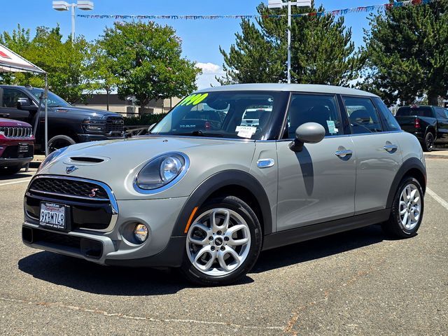 2019 MINI Cooper S Classic