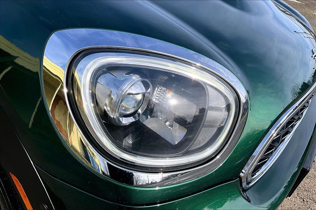 2019 MINI Cooper S Countryman Iconic OR