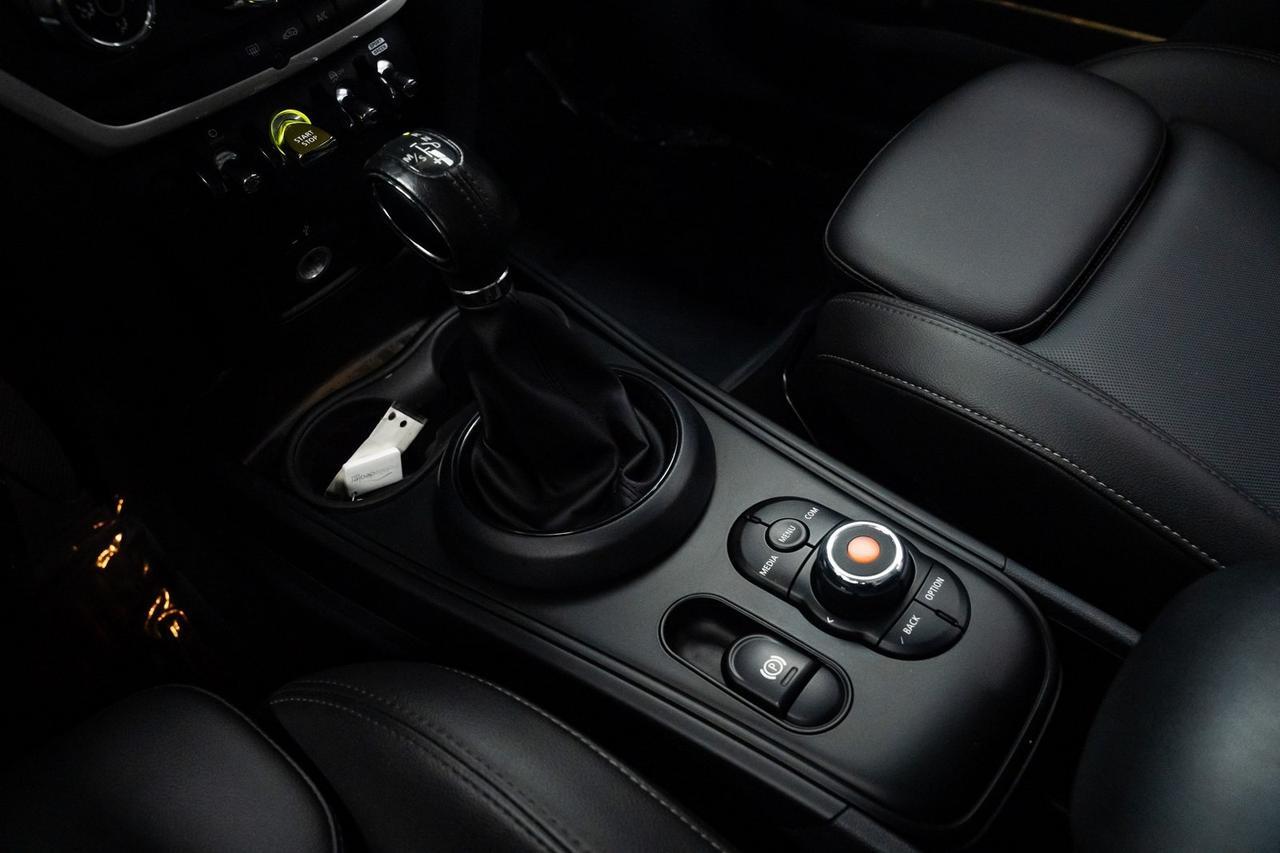 2019 MINI Cooper S E Countryman Classic Trim Plug-In Hybrid Panoramic Roof Portland OR