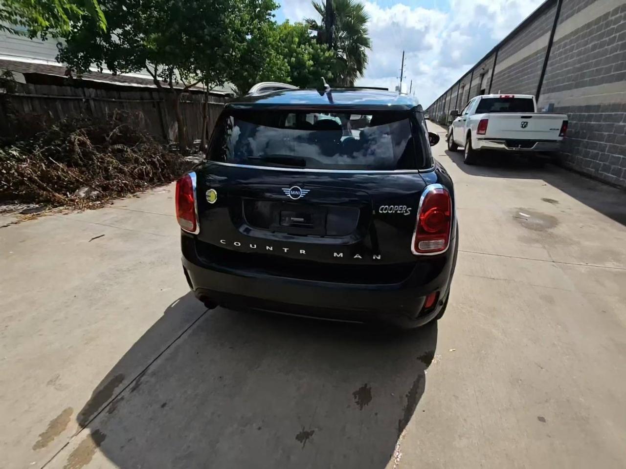 2019 MINI Cooper S E Countryman Plug-In Hybrid Panoramic Roof Heated Seats Portland OR