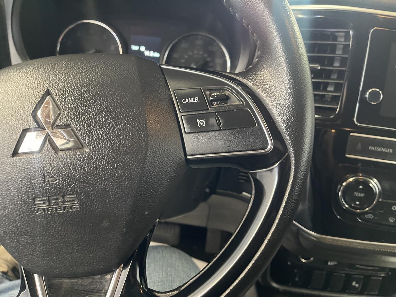 2019 MITSUBISHI OUTLANDER SE; LE; ES Kansas City MO