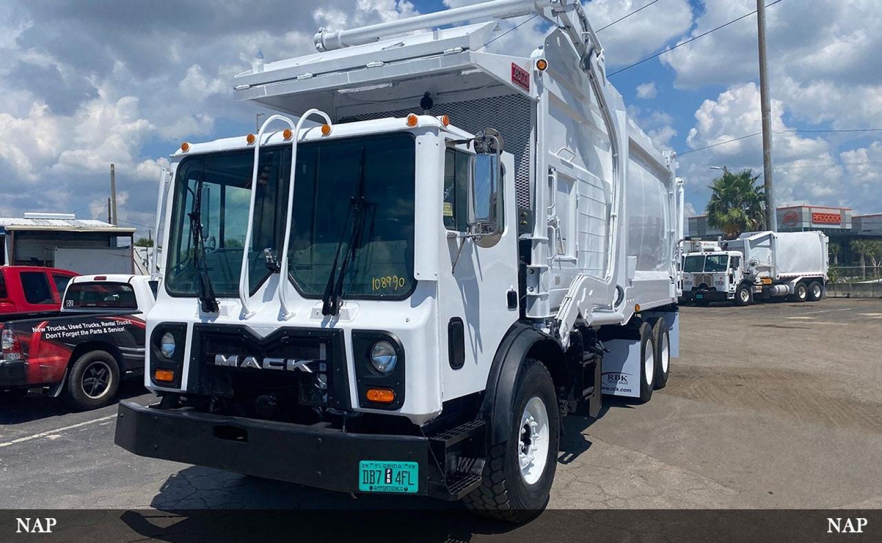 2019 Mack LR64 40 yard Heil Front Loader Garbage Truck