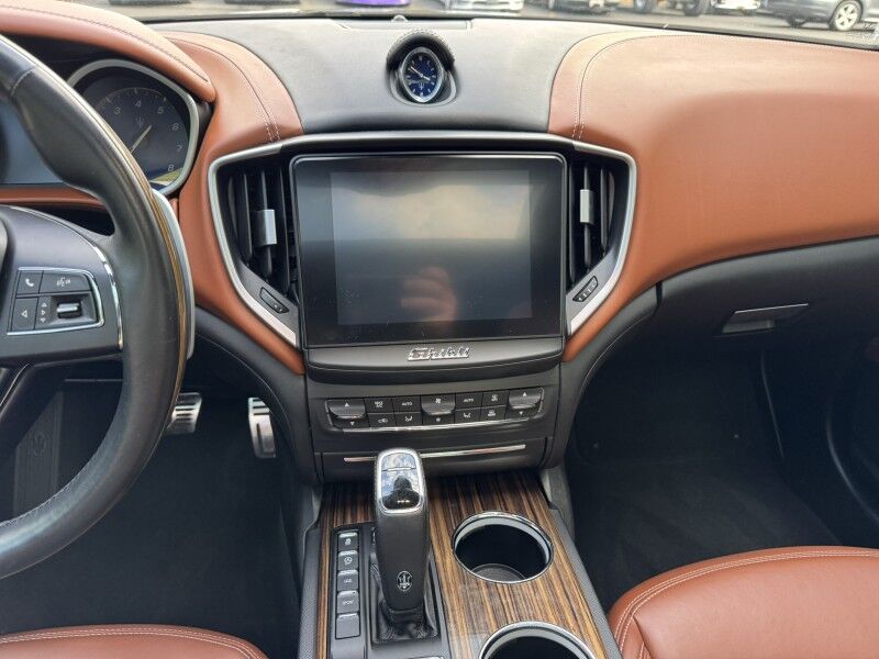2019 Maserati Ghibli S GranLusso Willow Grove PA 2019 Maserati Ghibli S GranLusso Willow Grove PA