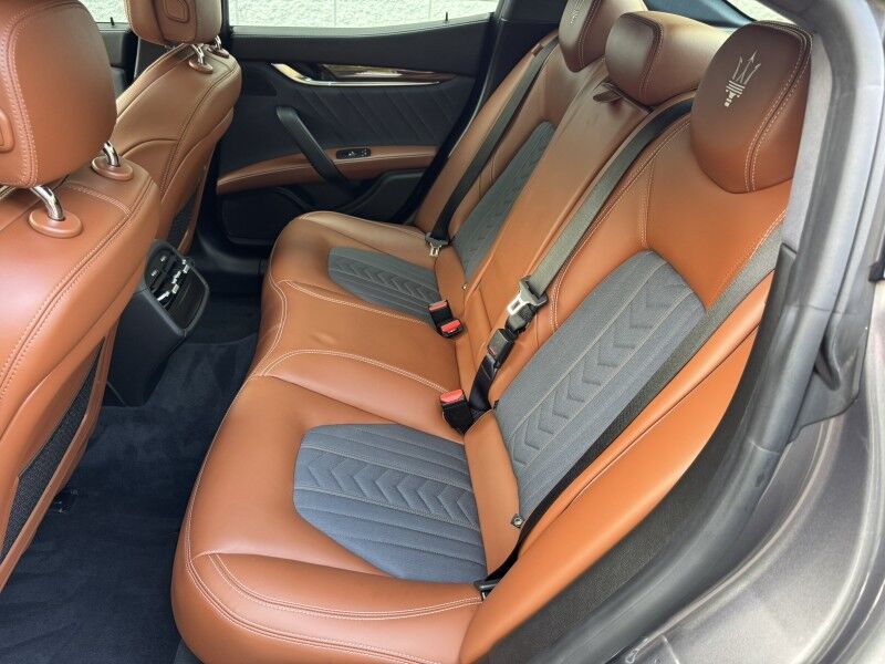 2019 Maserati Ghibli S GranLusso Willow Grove PA 2019 Maserati Ghibli S GranLusso Willow Grove PA