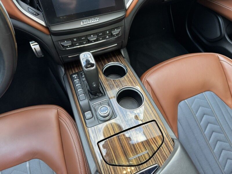 2019 Maserati Ghibli S GranLusso Willow Grove PA 2019 Maserati Ghibli S GranLusso Willow Grove PA