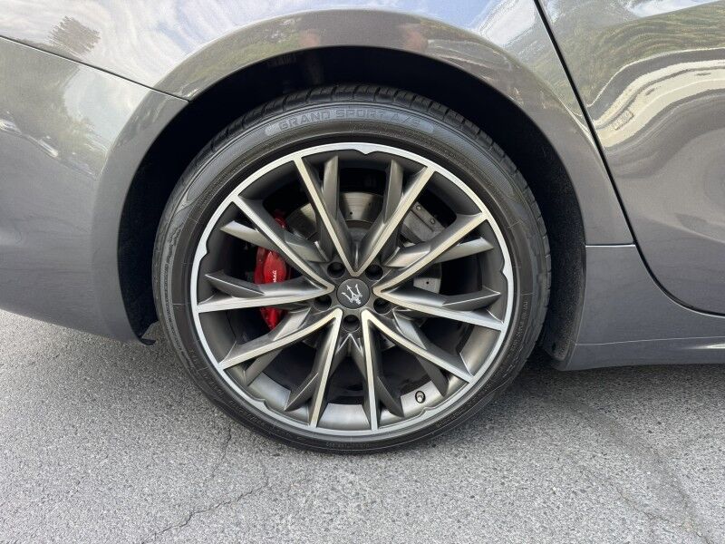 2019 Maserati Ghibli S GranLusso Willow Grove PA 2019 Maserati Ghibli S GranLusso Willow Grove PA