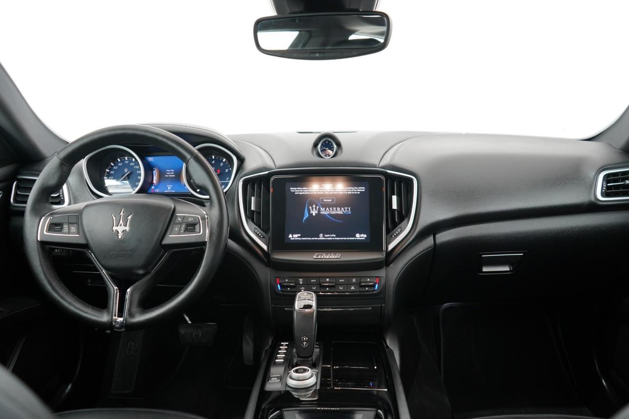 2019 Maserati Ghibli S Q4 AWD BLIND SPOT ASSIST NAVIGATION SUNROOF LEATHER HEATED SEATS REAR CAMERA Carrollton TX