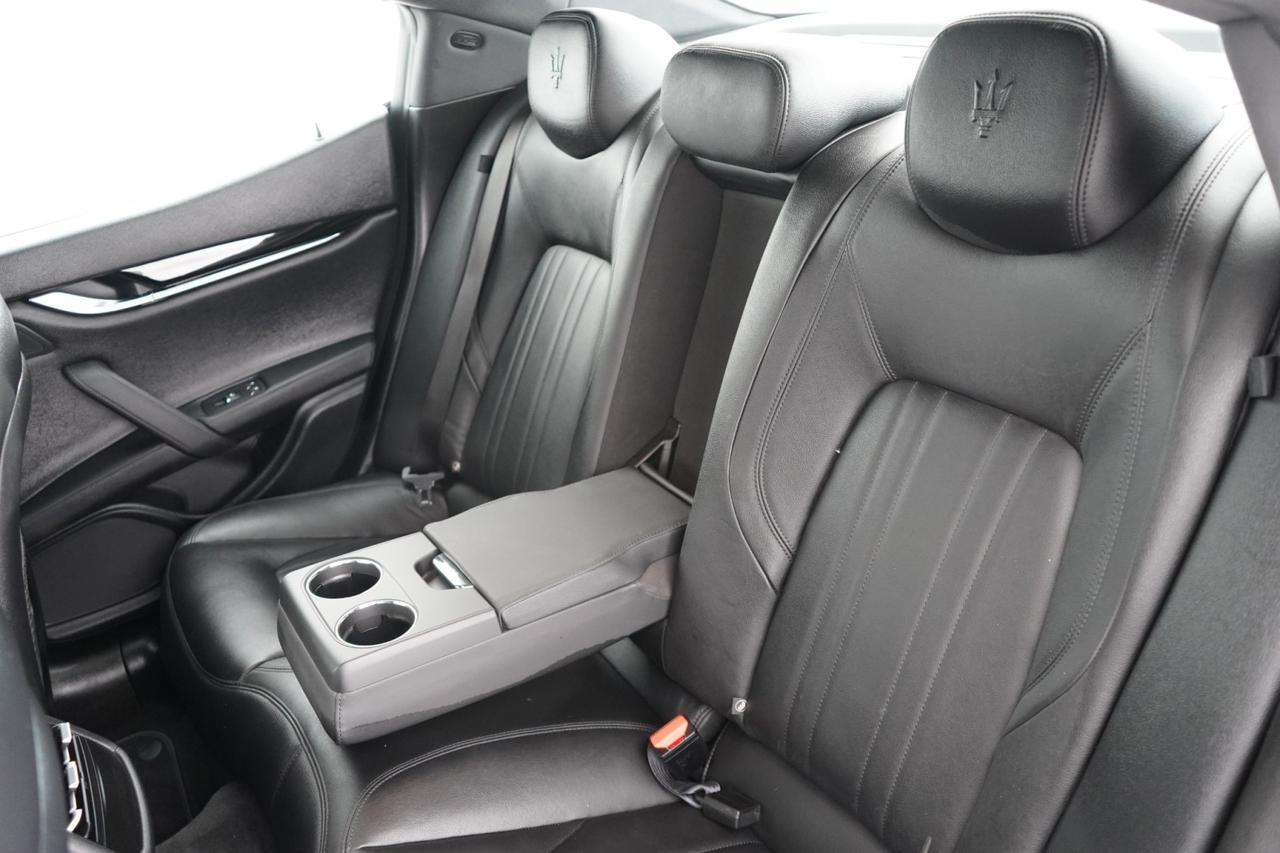 2019 Maserati Ghibli S Q4 AWD BLIND SPOT ASSIST NAVIGATION SUNROOF LEATHER HEATED SEATS REAR CAMERA Carrollton TX