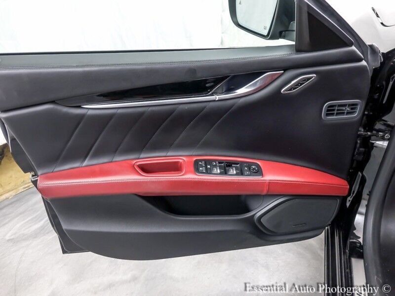 2019 Maserati Ghibli S Q4 GranLusso Willowbrook IL