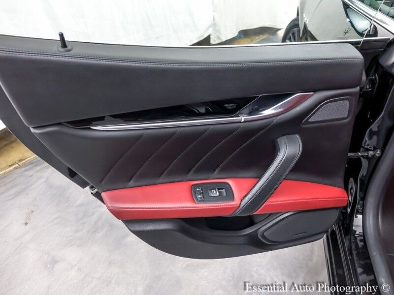 2019 Maserati Ghibli S Q4 GranLusso Willowbrook IL