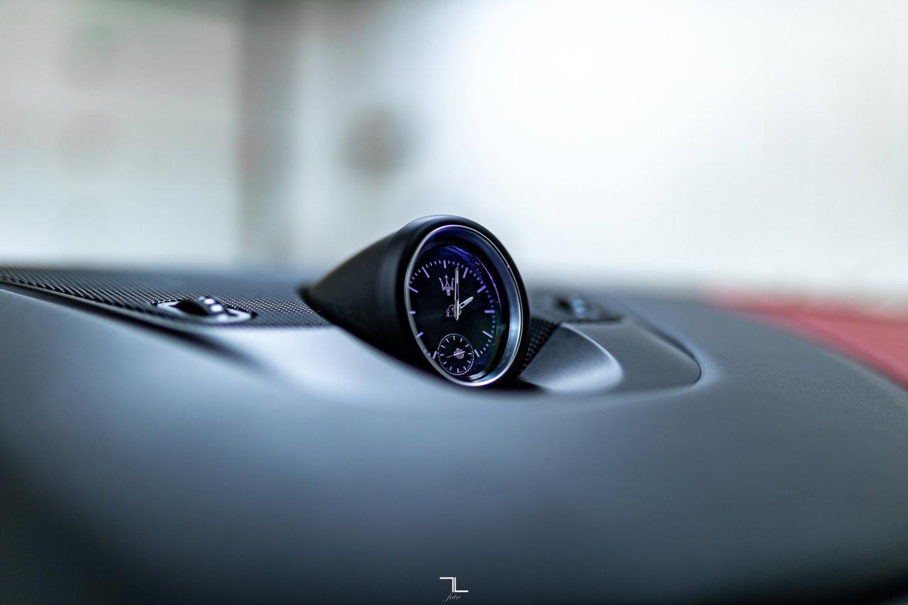 2019 Maserati Levante AWD GranLusso Leather Roof Nav Red Deer AB