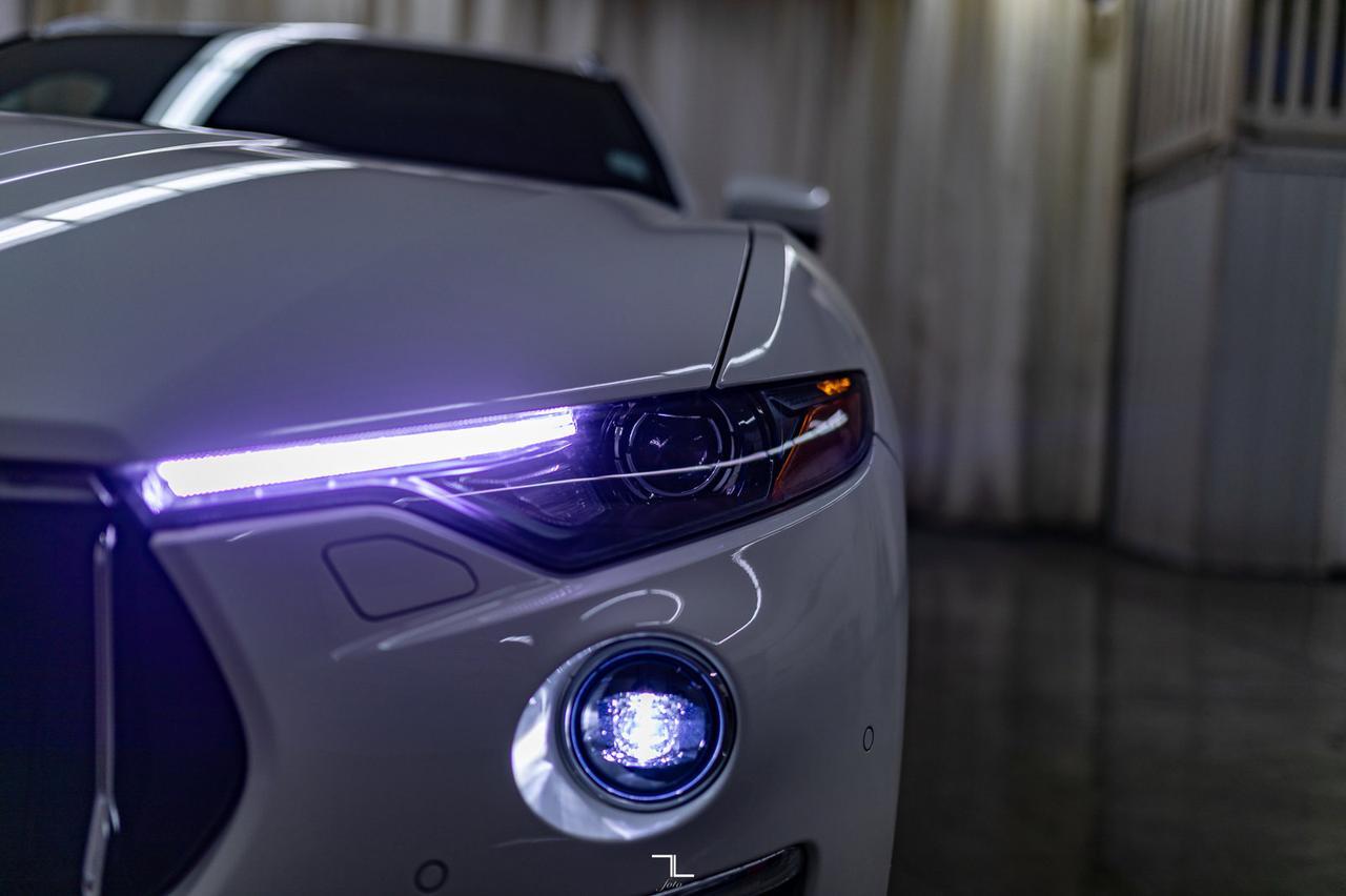 2019 Maserati Levante AWD GranLusso Leather Roof Nav Red Deer AB