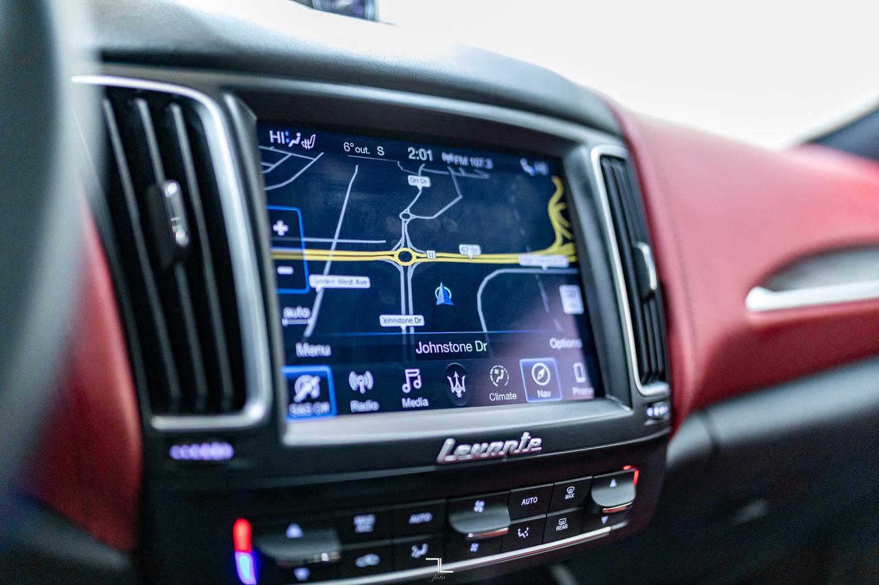 2019 Maserati Levante AWD GranLusso Leather Roof Nav Red Deer AB