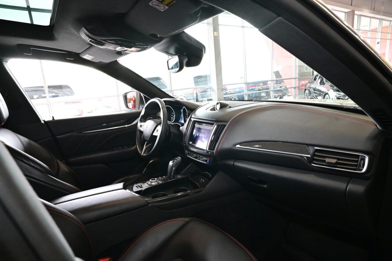 2019 Maserati Levante GranLusso, High Gloss Carbon Fiber Trim, 21'' Wheels Springfield NJ