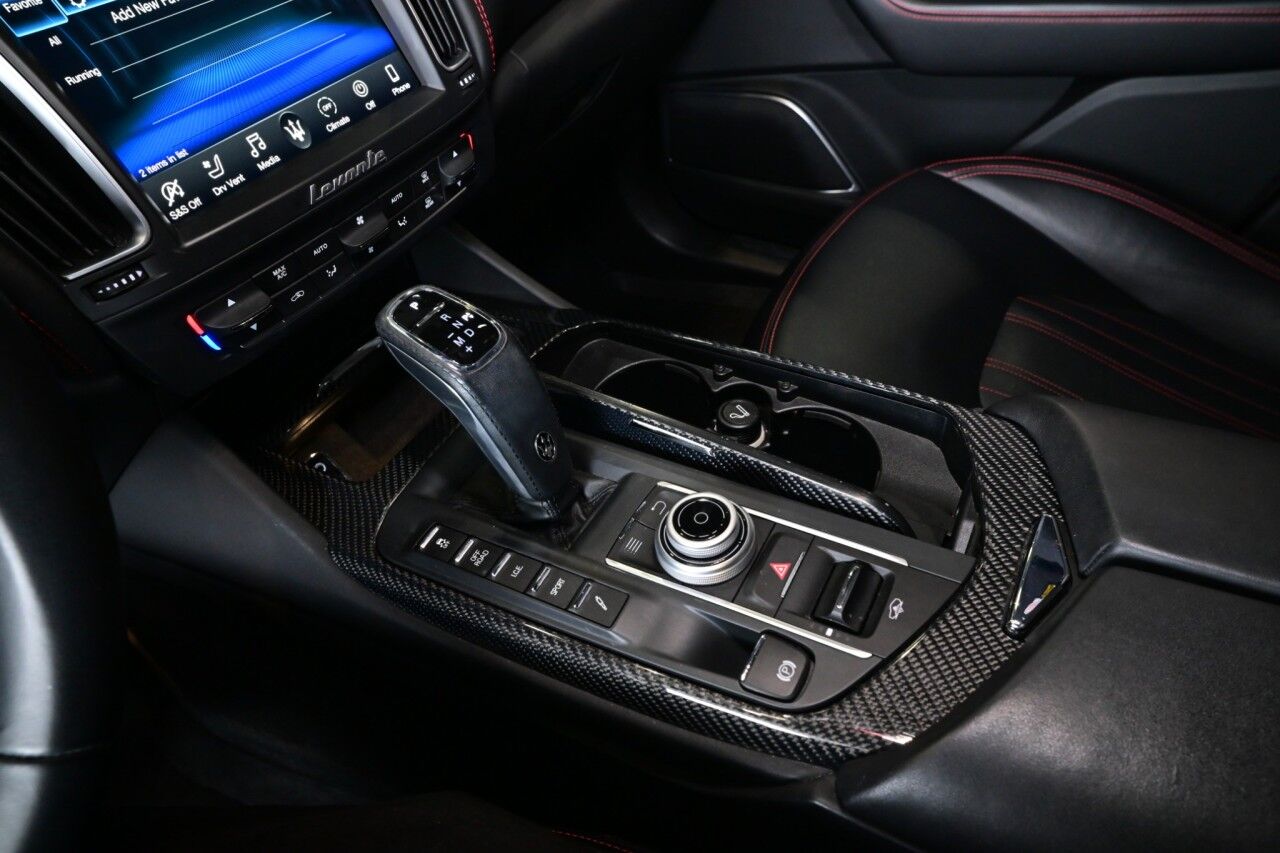 2019 Maserati Levante GranLusso, High Gloss Carbon Fiber Trim, 21'' Wheels Springfield NJ