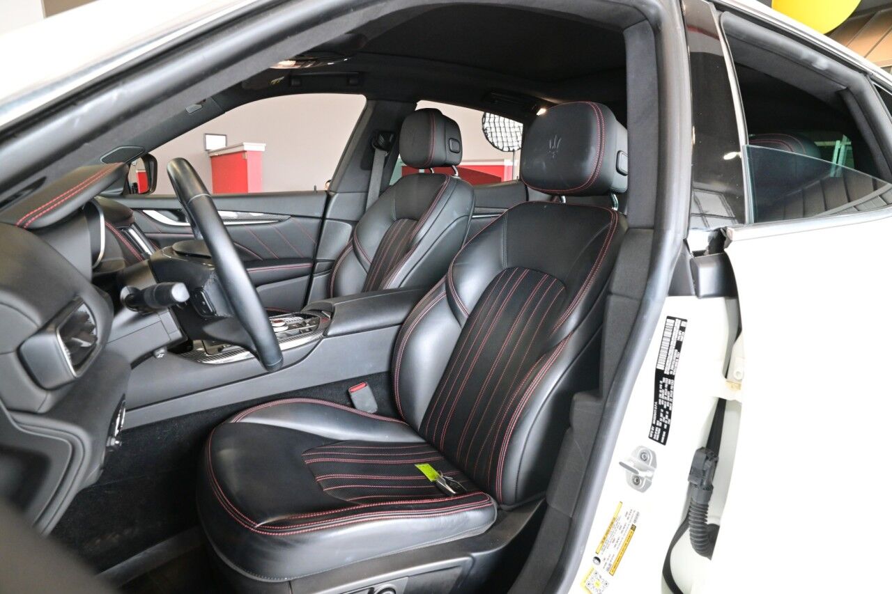 2019 Maserati Levante GranLusso, High Gloss Carbon Fiber Trim, 21'' Wheels Springfield NJ