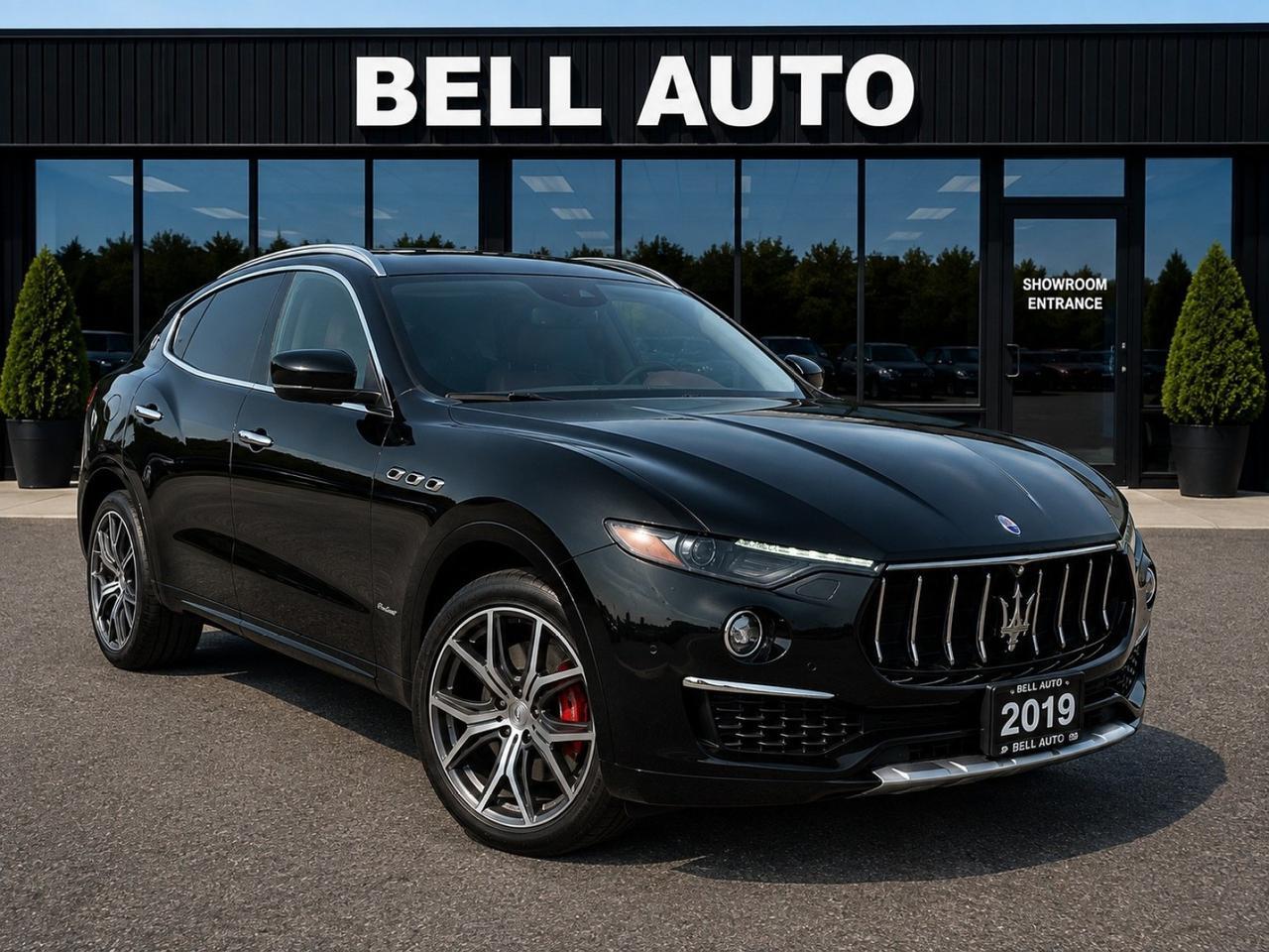2019 Maserati Levante Luxury PANOROOF REDLTHR WDTRIM B.CAM NOACCIDENT