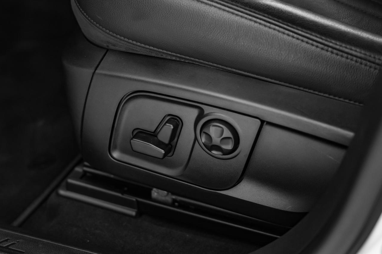 2019 Maserati Levante Q4 AWD BLIND SPOT NAVIGATION PANORAMA HARMAN KARDON LEATHER HEAT Carrollton TX