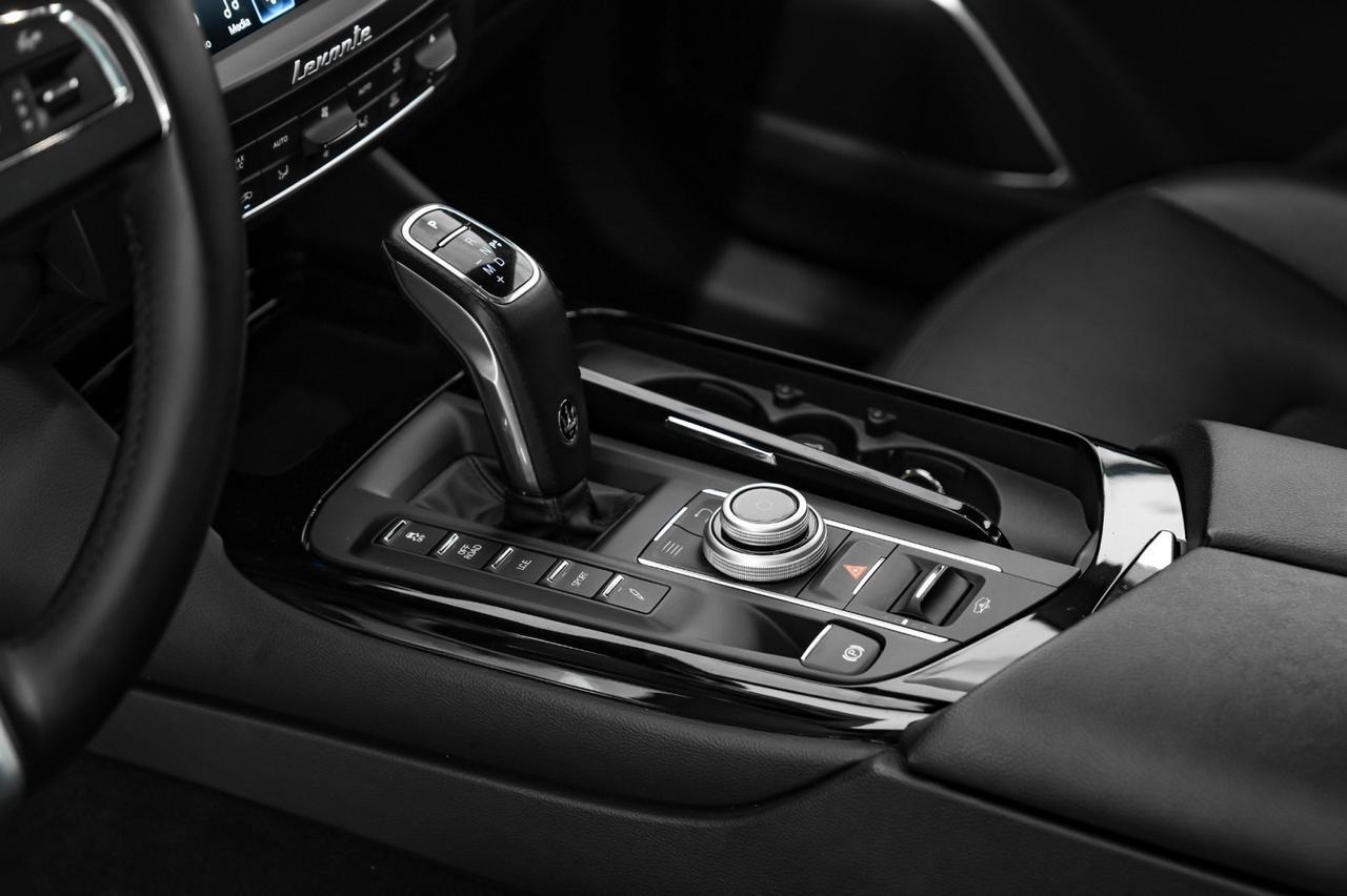 2019 Maserati Levante Q4 AWD BLIND SPOT NAVIGATION PANORAMA HARMAN KARDON LEATHER HEATED SEATS REAR CAMERA Carrollton TX