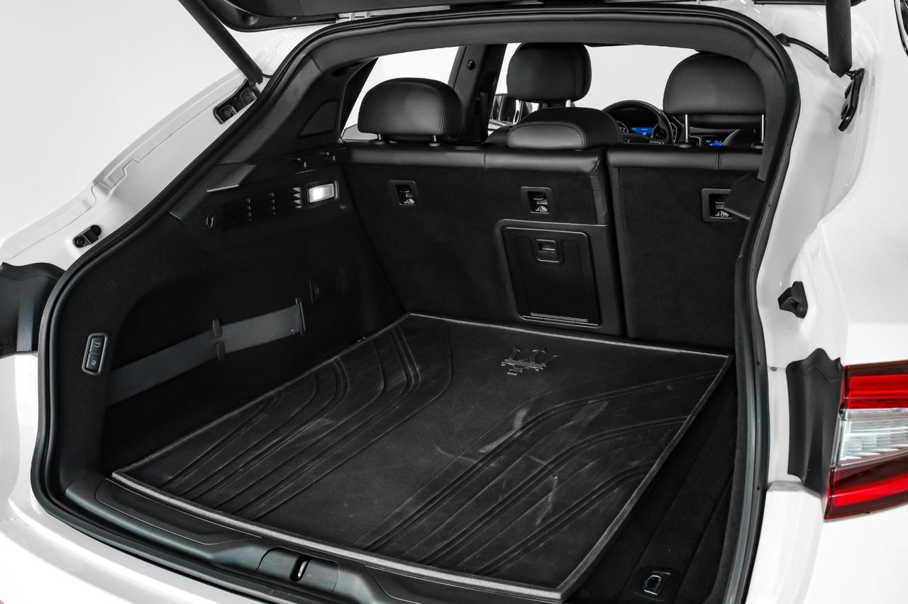 2019 Maserati Levante Q4 AWD BLIND SPOT NAVIGATION PANORAMA HARMAN KARDON LEATHER HEATED SEATS REAR CAMERA Carrollton TX