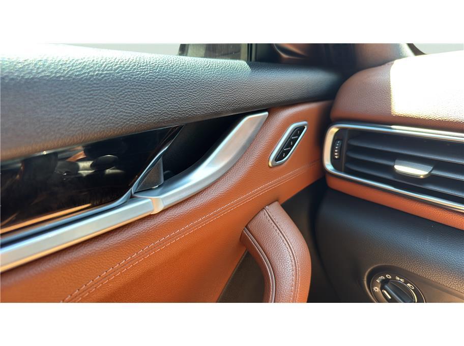 2019 Maserati Levante Sport Utility 4D Folsom CA