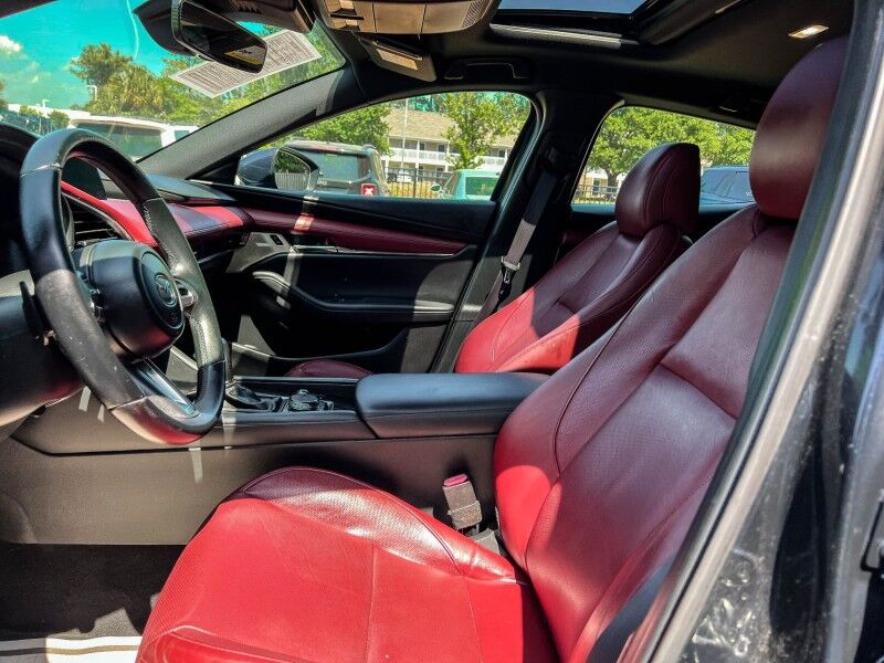 2019 Mazda Mazda3 Hatchback w/Premium Pkg Wilmington NC