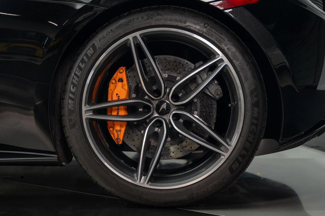 2019 McLaren 570S Spider Convertible 2D St. Louis MO