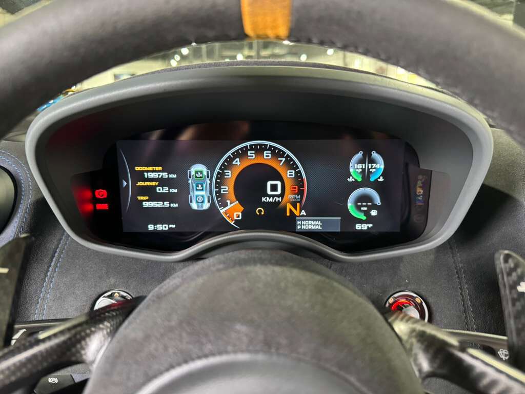 2019 McLaren 600LT MSO Cirrus Grey paint, MSO louvered fenders, P1 seats, carbon galore AND MORE!! Fort Lauderdale FL