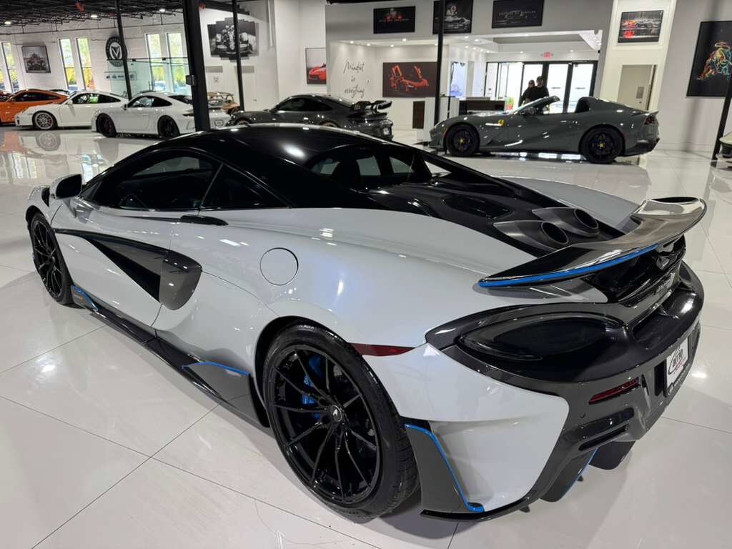 2019 McLaren 600LT MSO Cirrus Grey paint, MSO louvered fenders, P1 seats, carbon galore AND MORE!! Fort Lauderdale FL