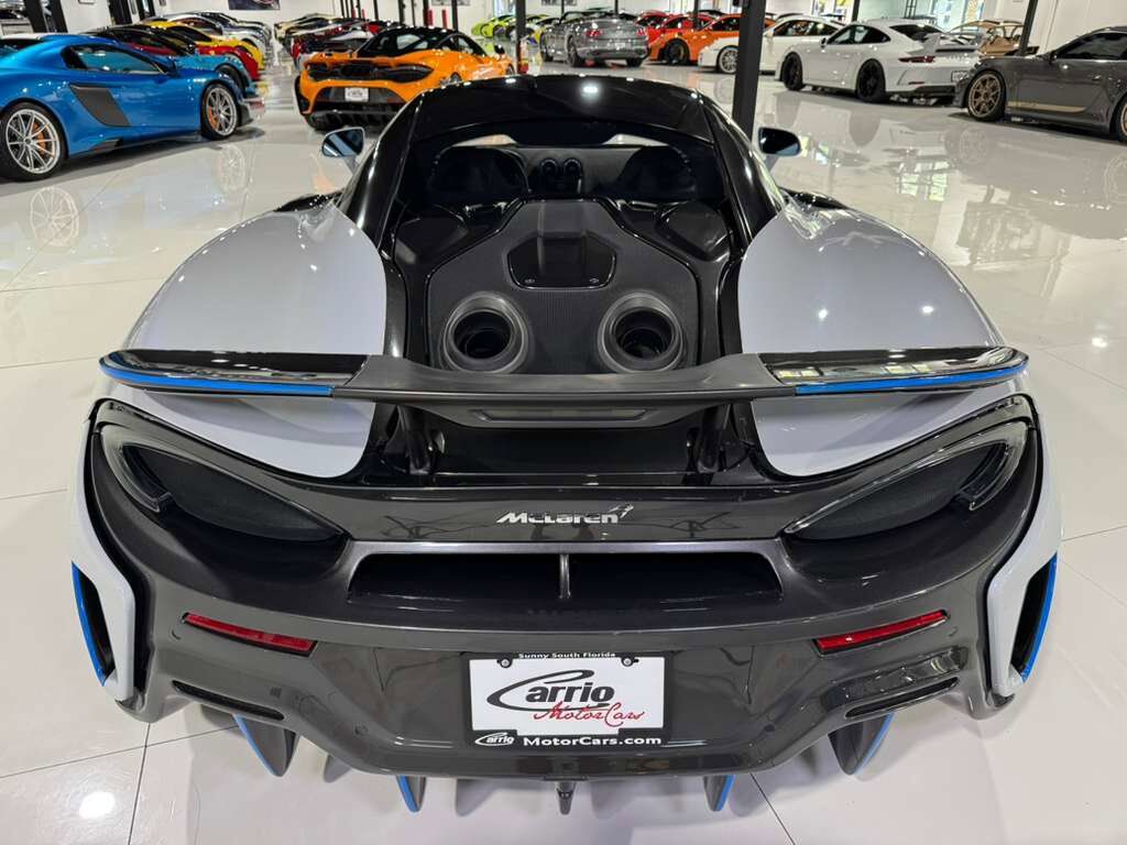 2019 McLaren 600LT MSO Cirrus Grey paint, MSO louvered fenders, P1 seats, carbon galore AND MORE!! Fort Lauderdale FL