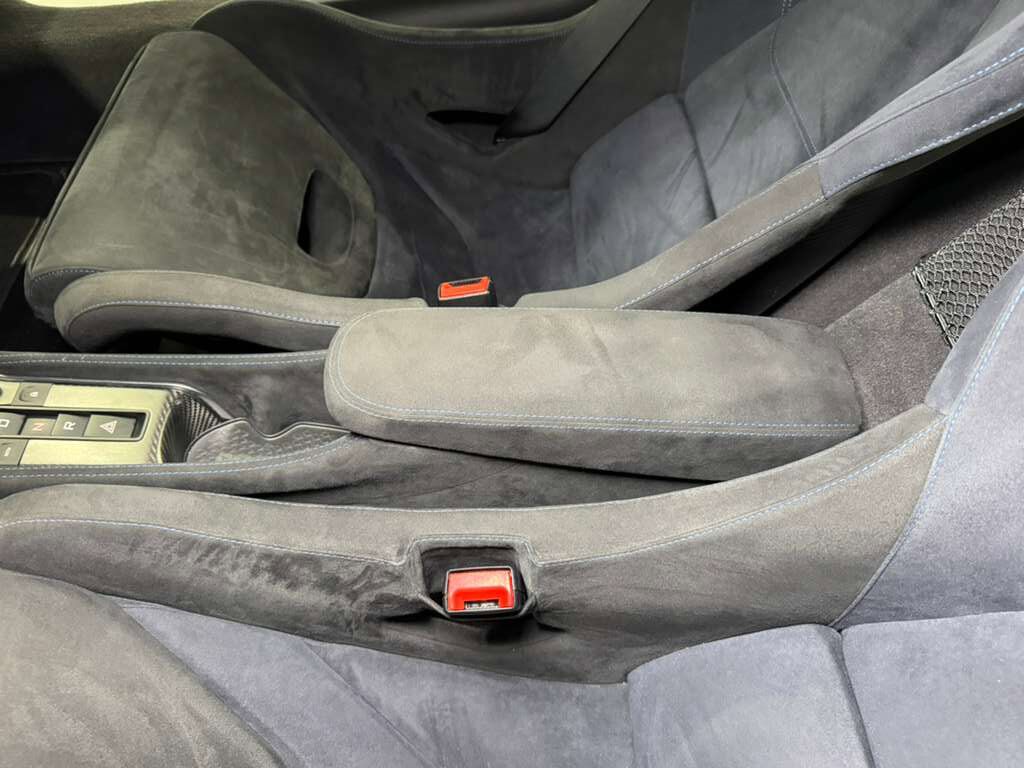 2019 McLaren 600LT MSO Cirrus Grey paint, MSO louvered fenders, P1 seats, carbon galore AND MORE!! Fort Lauderdale FL