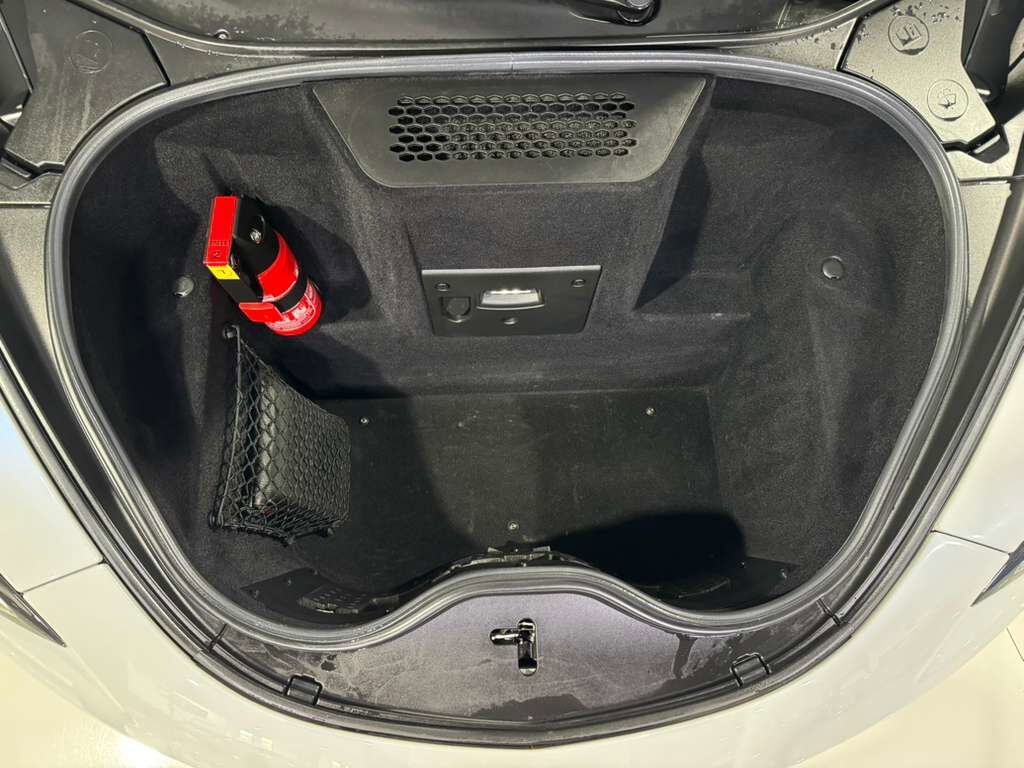 2019 McLaren 600LT MSO Cirrus Grey paint, MSO louvered fenders, P1 seats, carbon galore AND MORE!! Fort Lauderdale FL