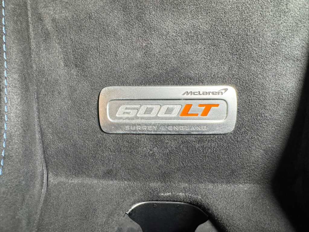 2019 McLaren 600LT MSO Cirrus Grey paint, MSO louvered fenders, P1 seats, carbon galore AND MORE!! Fort Lauderdale FL