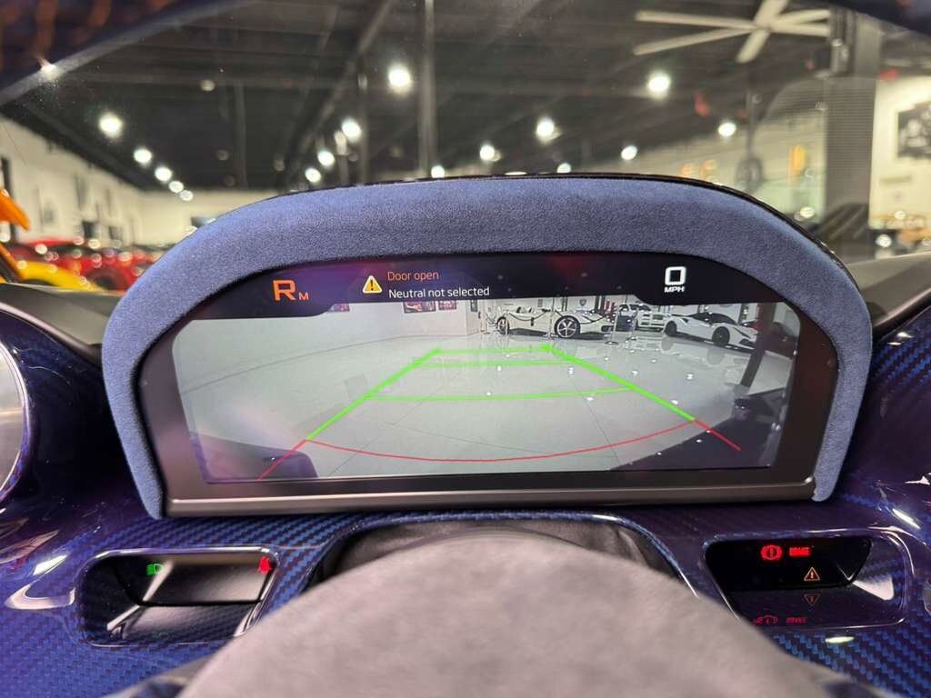 2019 McLaren SENNA Papaya Spark paint, exposed blue carbon throughout, Bowers & Wilkins audio and MUCH MORE!! Fort Lauderdale FL