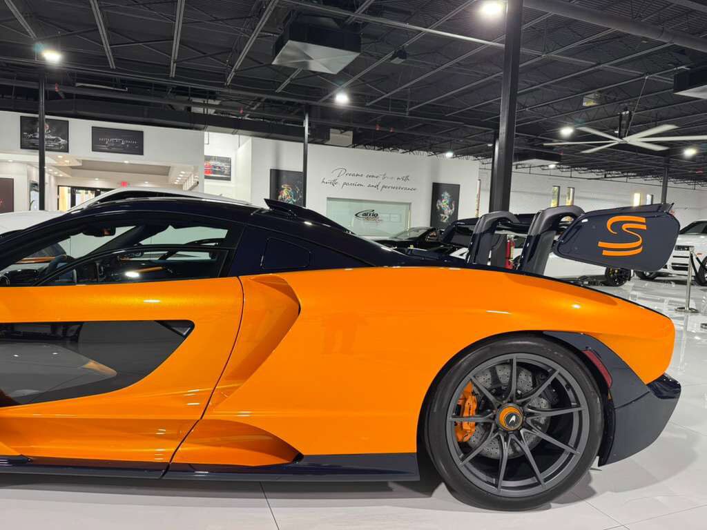 2019 McLaren SENNA Papaya Spark paint, exposed blue carbon throughout, Bowers & Wilkins audio and MUCH MORE!! Fort Lauderdale FL