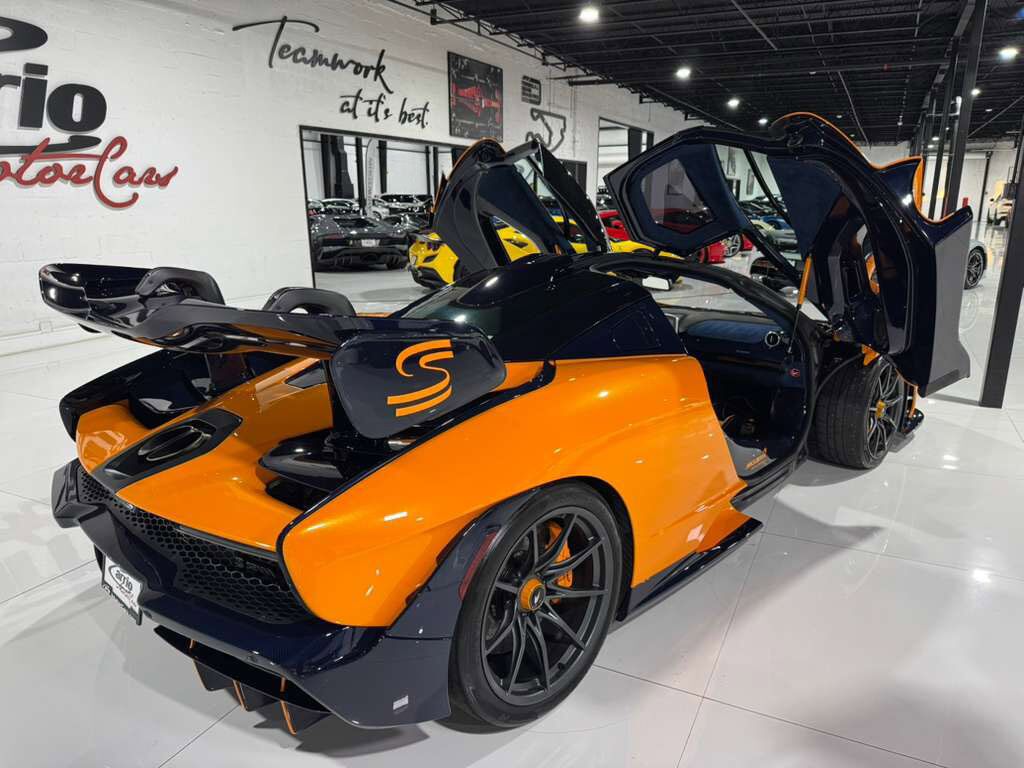 2019 McLaren SENNA Papaya Spark paint, exposed blue carbon throughout, Bowers & Wilkins audio and MUCH MORE!! Fort Lauderdale FL