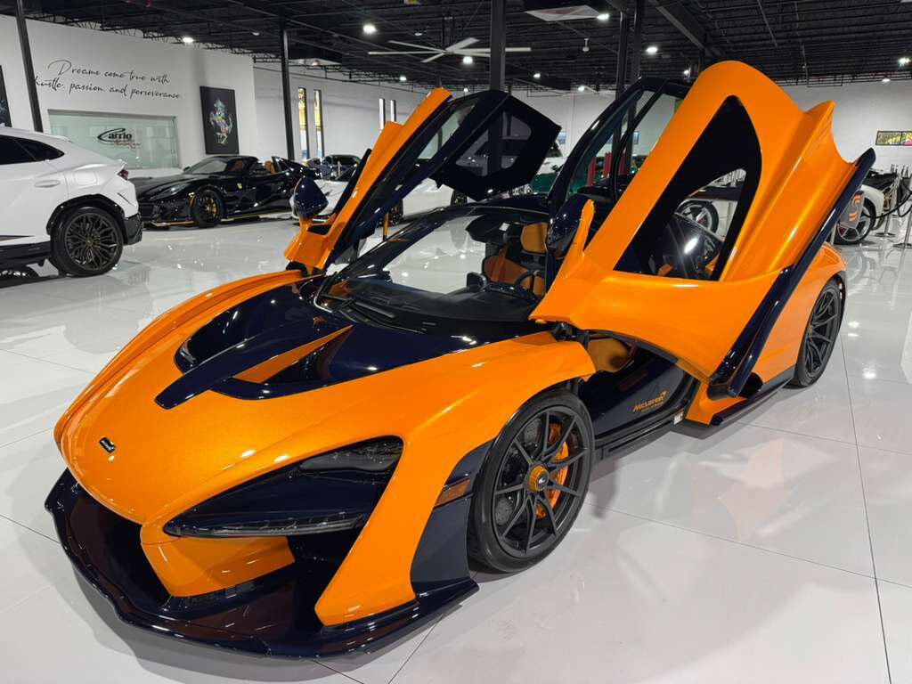 2019 McLaren SENNA Papaya Spark paint, exposed blue carbon throughout, Bowers & Wilkins audio and MUCH MORE!! Fort Lauderdale FL