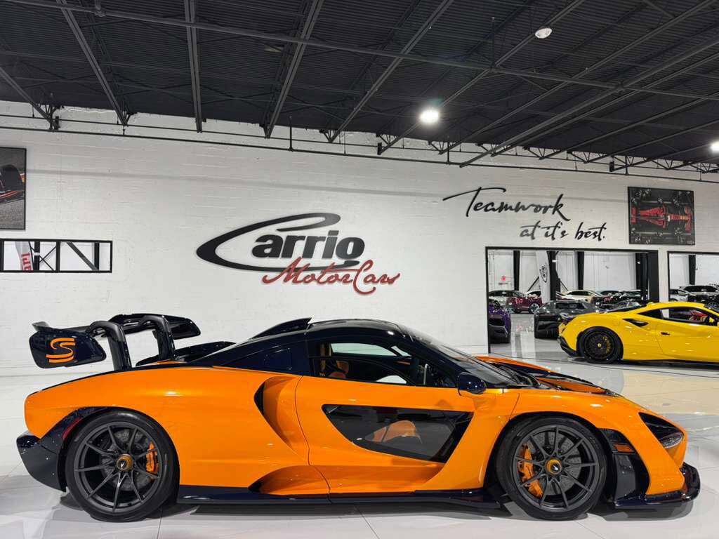 2019 McLaren SENNA Papaya Spark paint, exposed blue carbon throughout, Bowers & Wilkins audio and MUCH MORE!! Fort Lauderdale FL