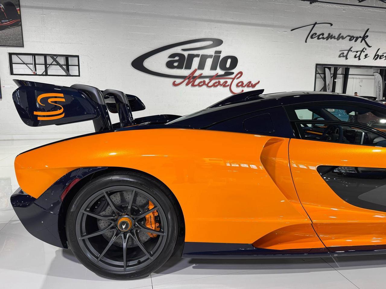 2019 McLaren SENNA Papaya Spark paint, exposed blue carbon throughout, Bowers & Wilkins audio and MUCH MORE!! Fort Lauderdale FL