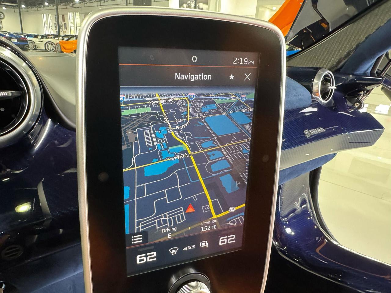 2019 McLaren SENNA Papaya Spark paint, exposed blue carbon throughout, Bowers & Wilkins audio and MUCH MORE!! Fort Lauderdale FL