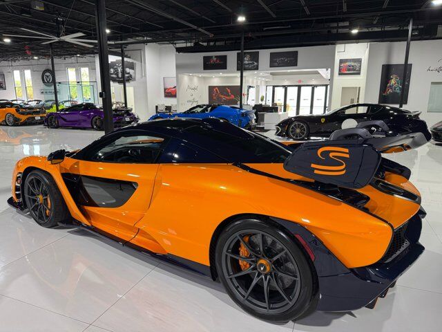 2019 McLaren SENNA Papaya Spark paint, exposed blue carbon throughout, Bowers & Wilkins audio and MUCH MORE!! Fort Lauderdale FL