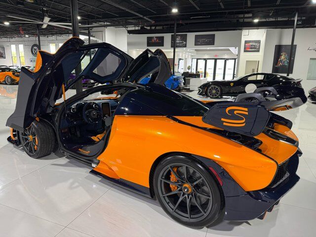 2019 McLaren SENNA Papaya Spark paint, exposed blue carbon throughout, Bowers & Wilkins audio and MUCH MORE!! Fort Lauderdale FL