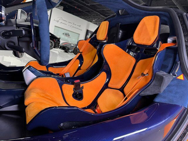 2019 McLaren SENNA Papaya Spark paint, exposed blue carbon throughout, Bowers & Wilkins audio and MUCH MORE!! Fort Lauderdale FL